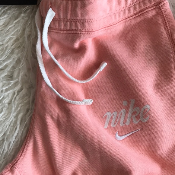 NWT Nike Sportswear Pants - Picture 7 of 8